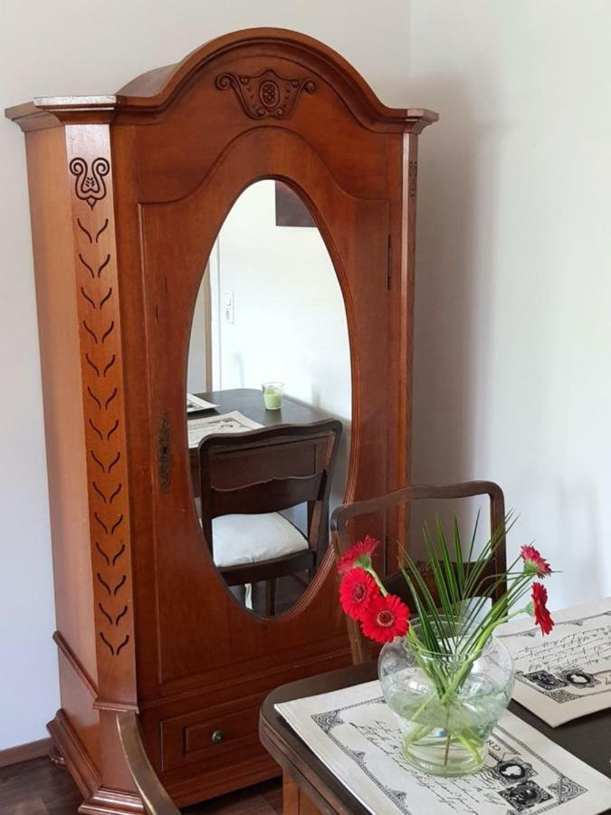 Ferienwohnung Elbhangblick - Fur 2 Personen Dresden Luaran gambar